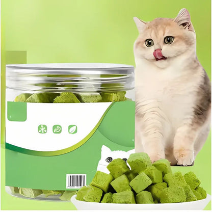 Freeze-Dried Cat Snack – Nutritious, Tasty & Hairball Control